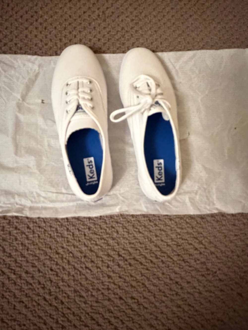 Keds White Canvas Low-Top Sneakers 6.5 wide - Picture 4 of 6